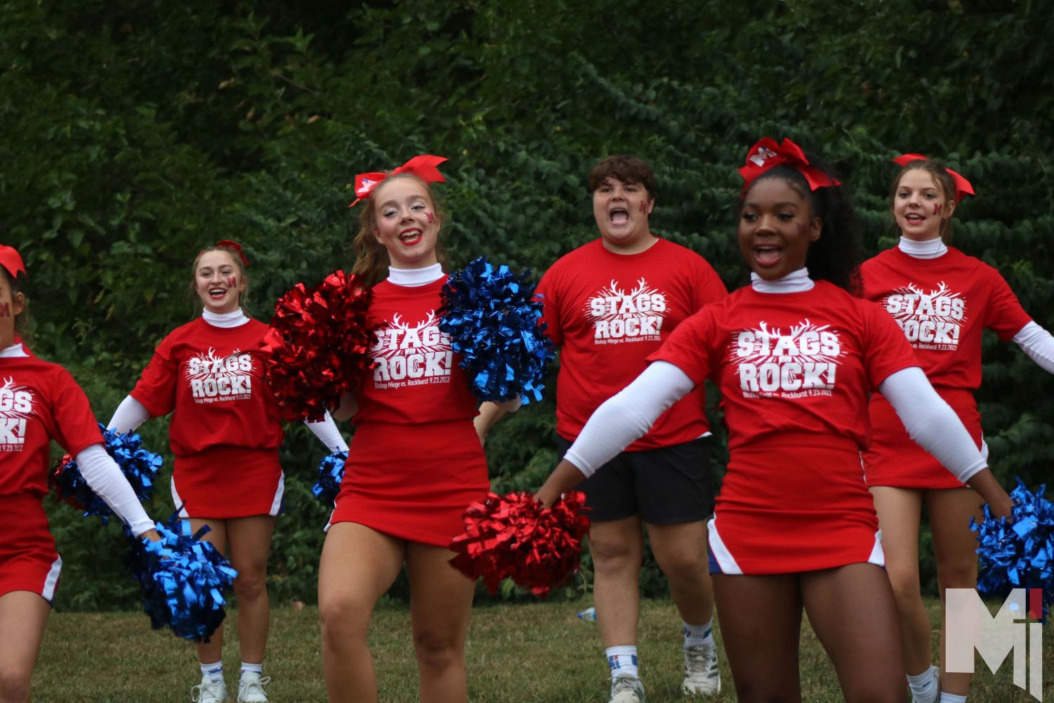 Larger than life': Patriots cheerleaders remember RI native and longtime  coach